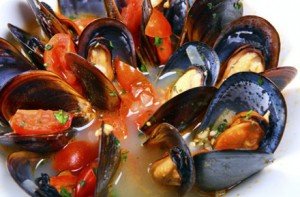 Мидии в томатном соусе